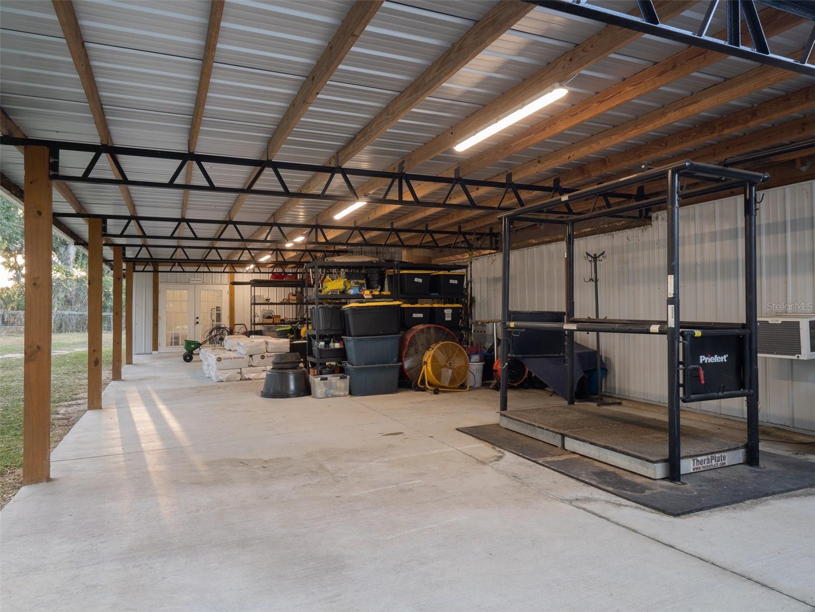 Image 37 of 40 For 14335 Us Highway 441