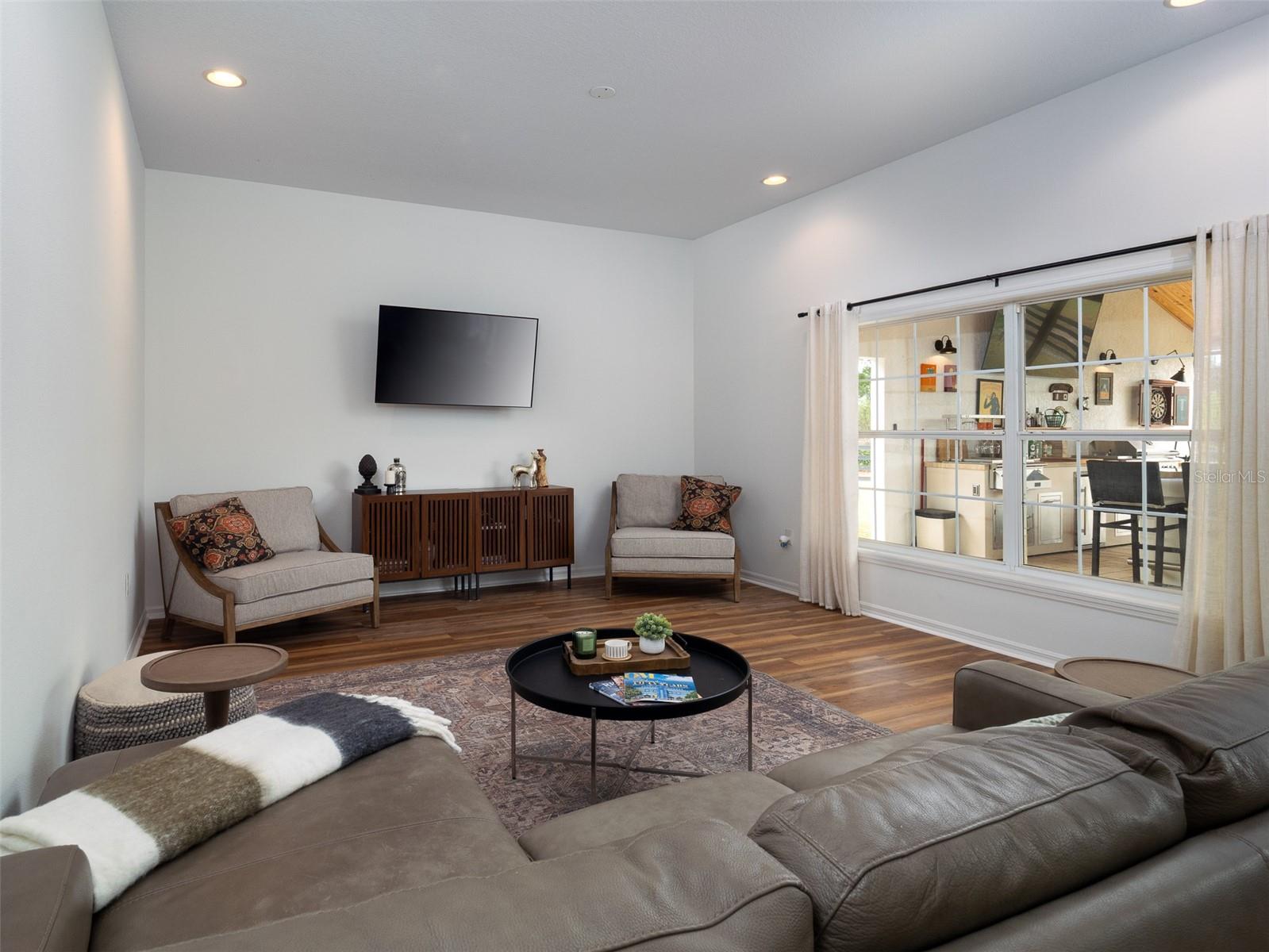 Image 9 of 40 For 14335 Us Highway 441