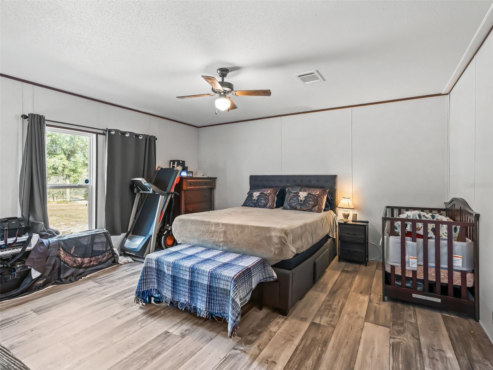 Image 12 of 38 For 16610 53rd Place