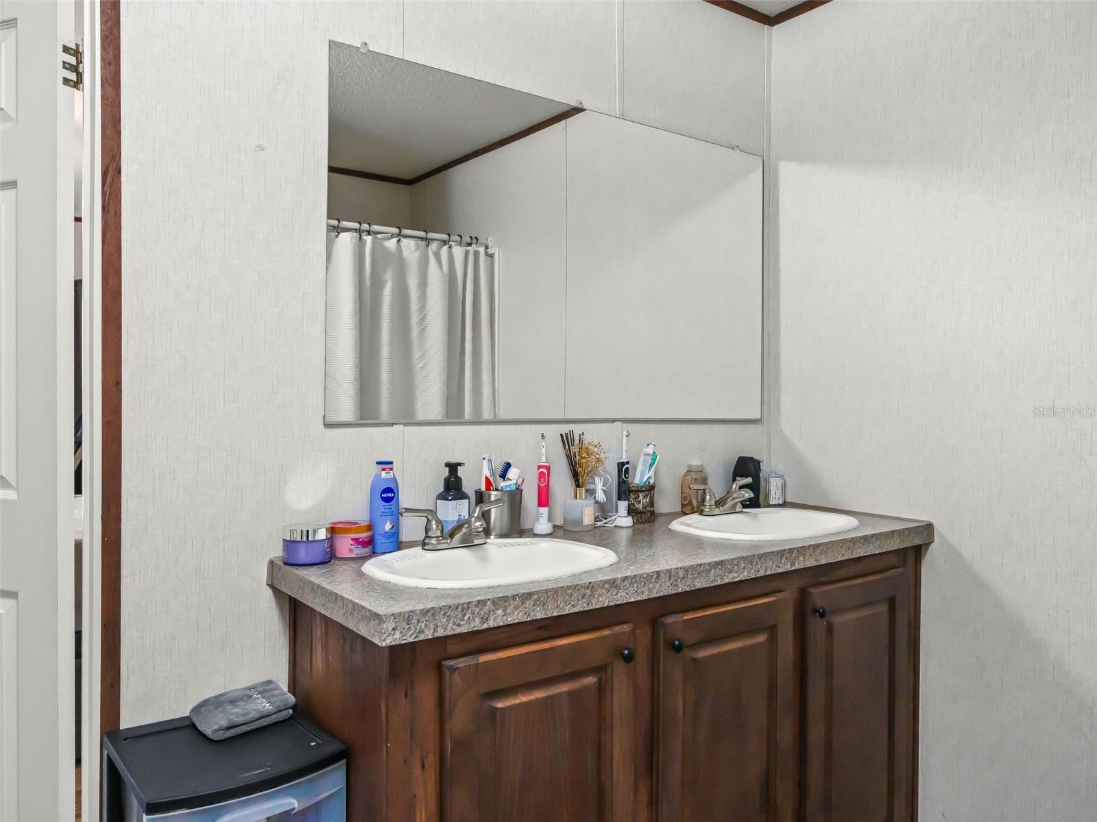 Image 15 of 38 For 16610 53rd Place