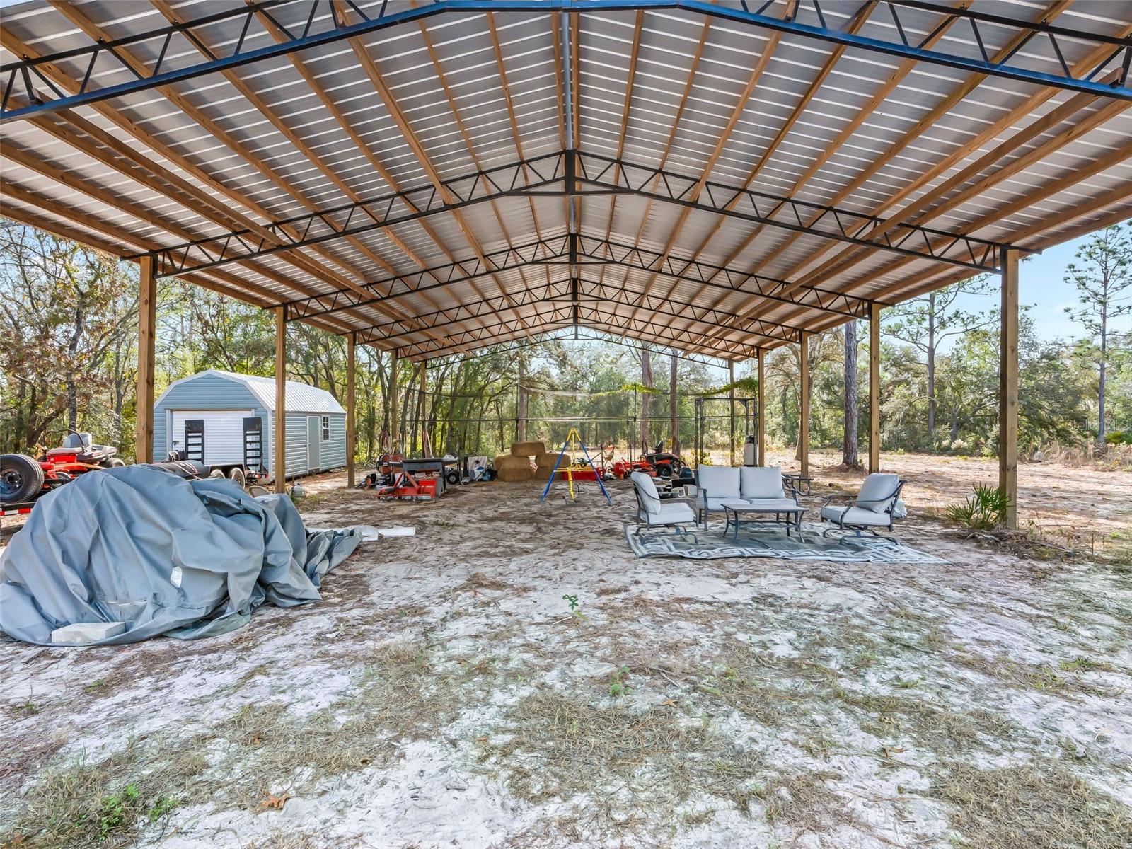 Image 32 of 38 For 16610 53rd Place