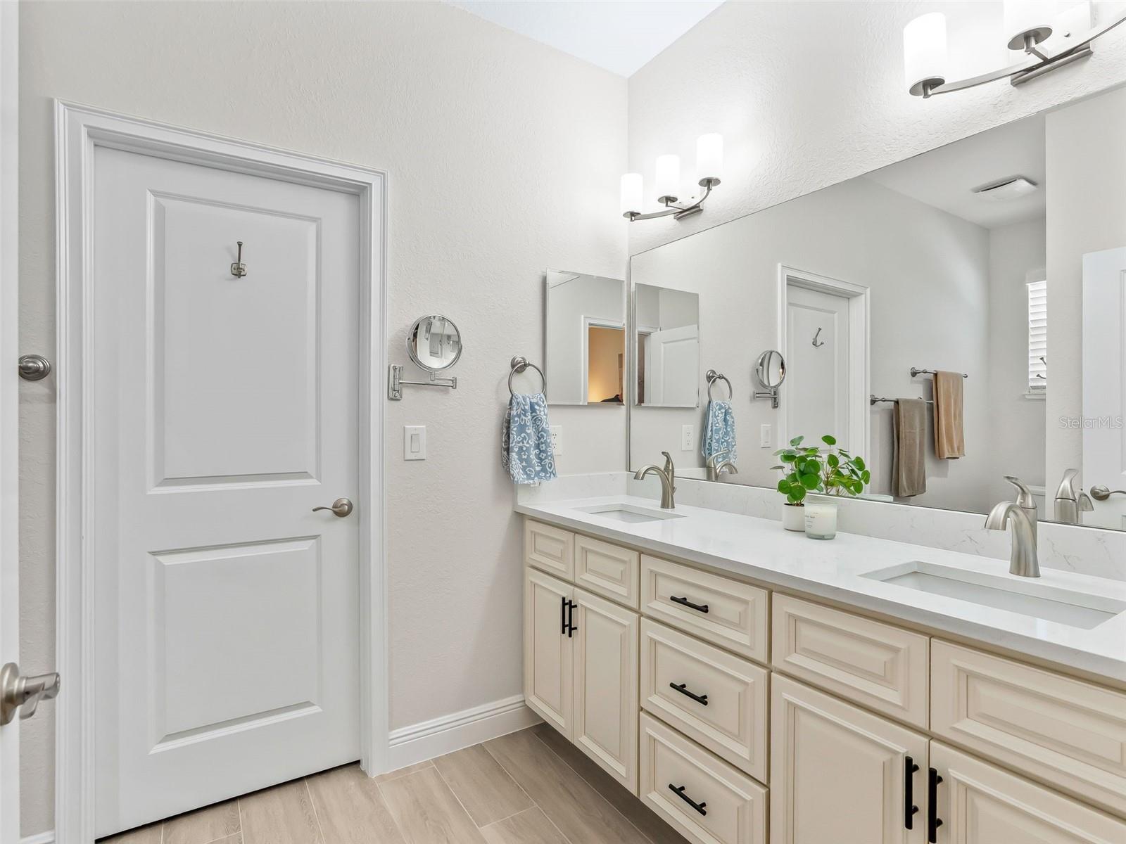 Image 29 of 54 For 4791 125th Loop