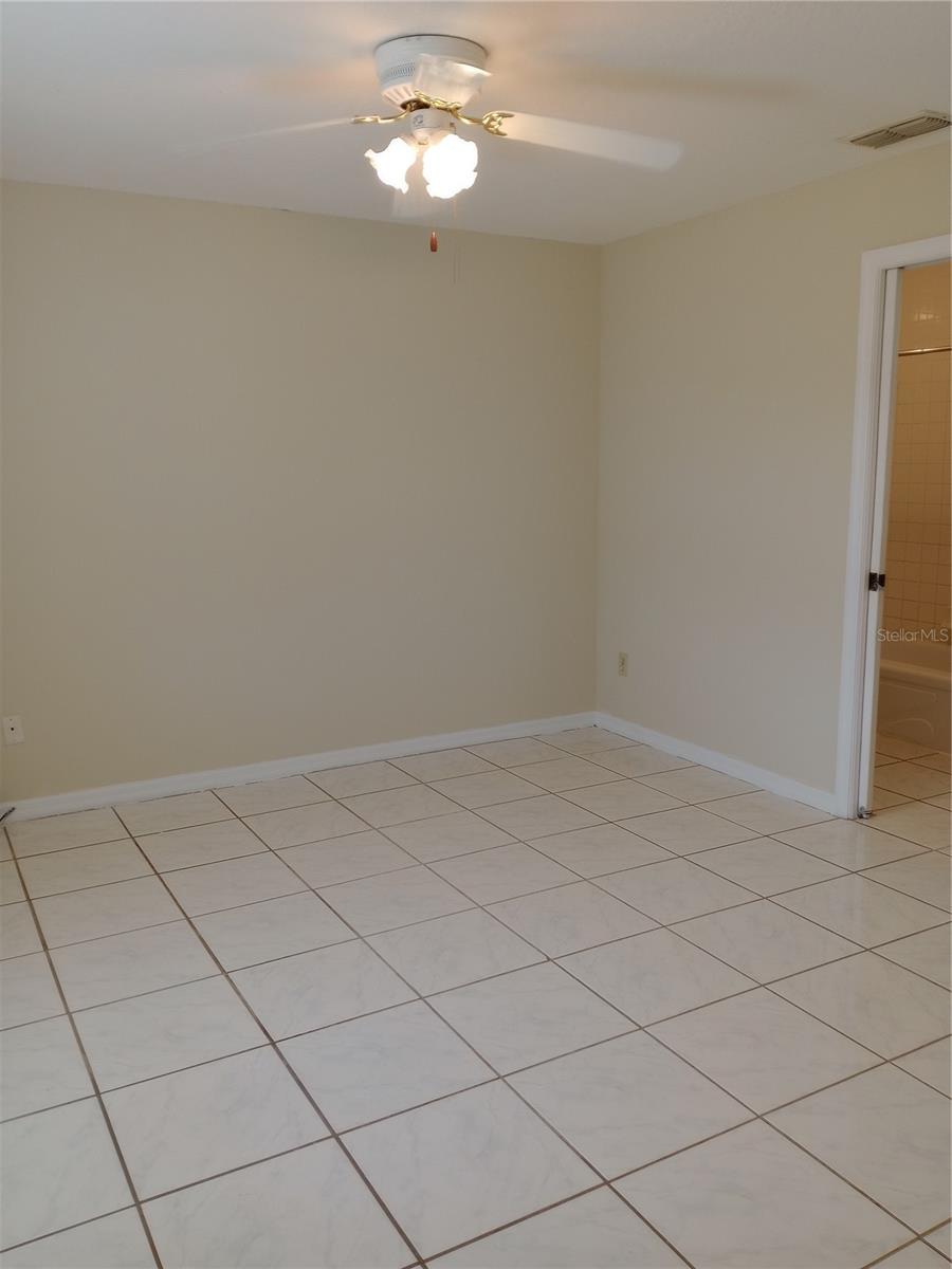 Image 21 of 34 For 2949 142nd Lane