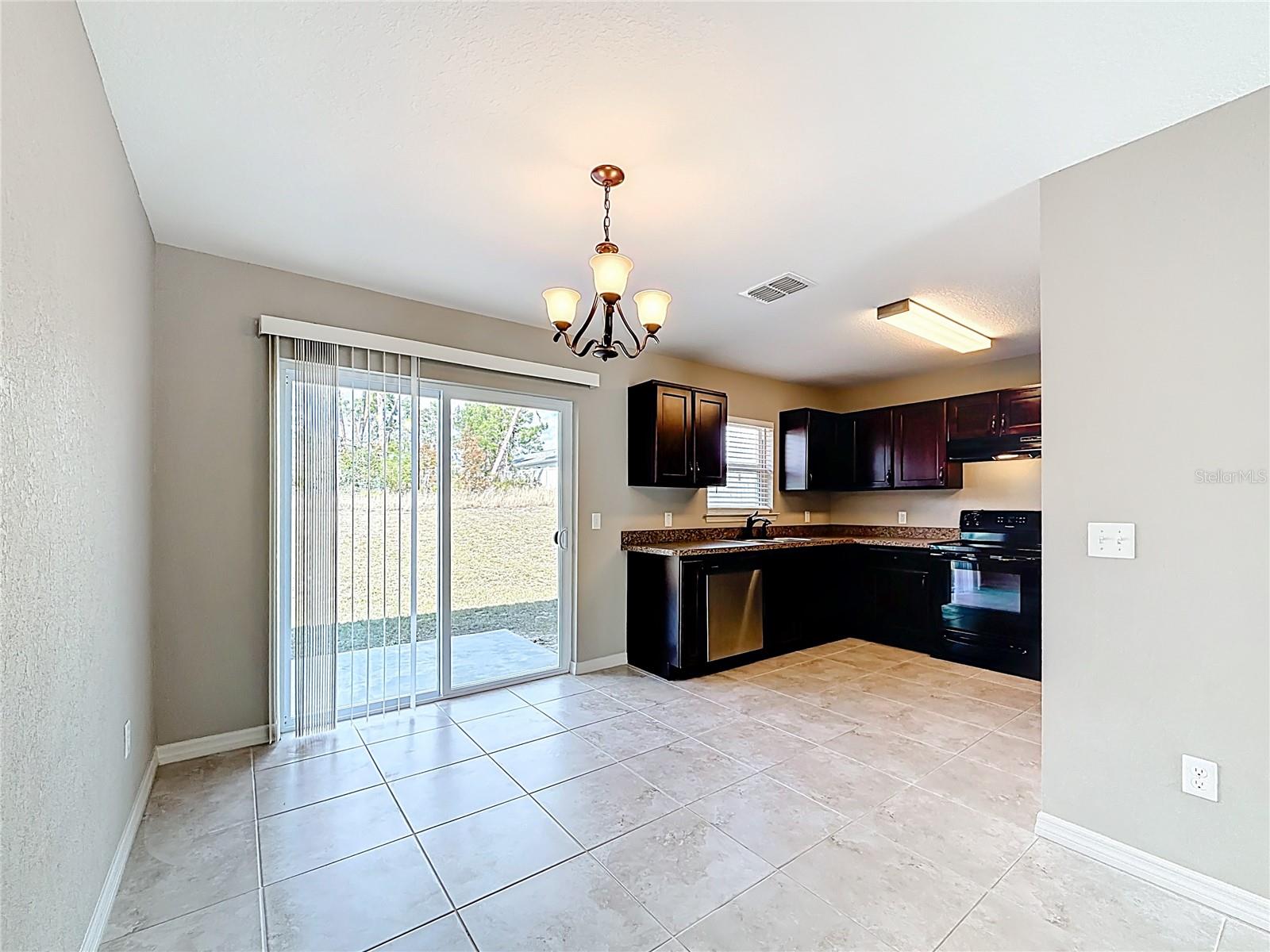 Image 7 of 29 For 17121 44th Circle