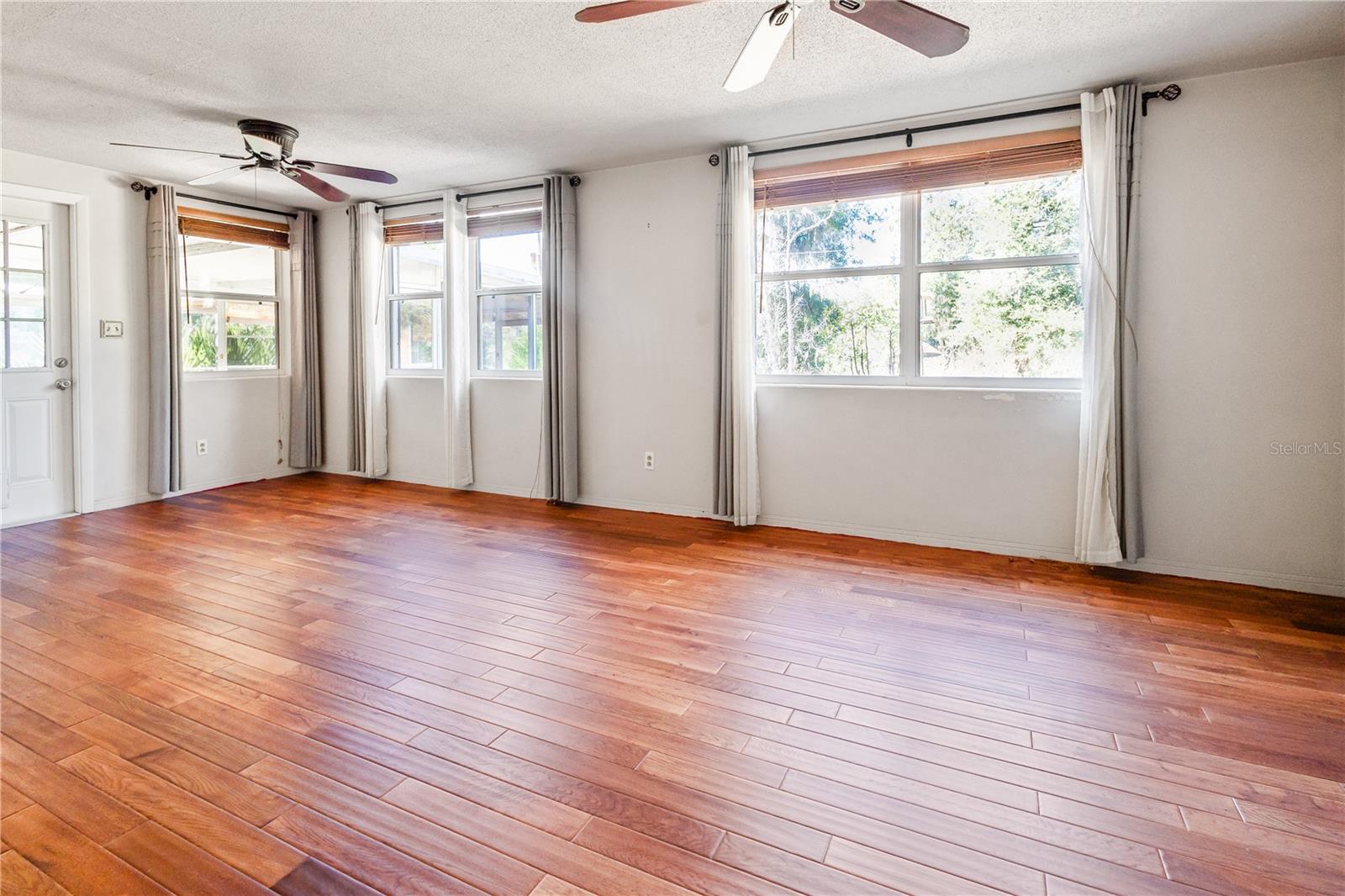 Image 14 of 39 For 630 Country Club Drive