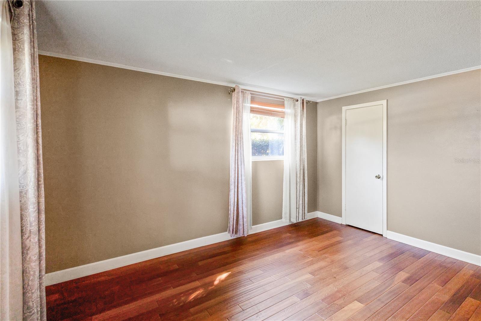 Image 21 of 39 For 630 Country Club Drive