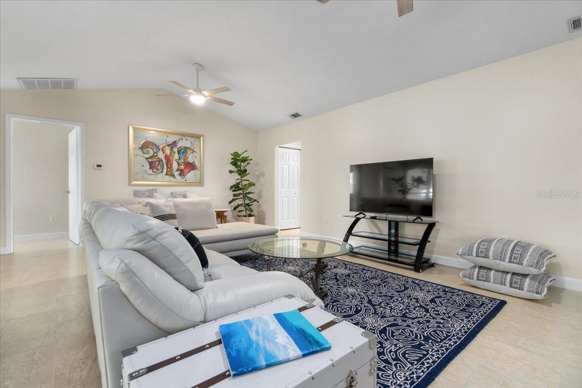 Image 21 of 74 For 8532 65th Court Road