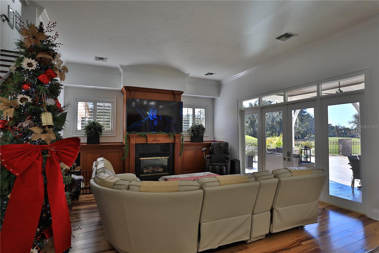 Image 19 of 48 For 7387 12th Circle