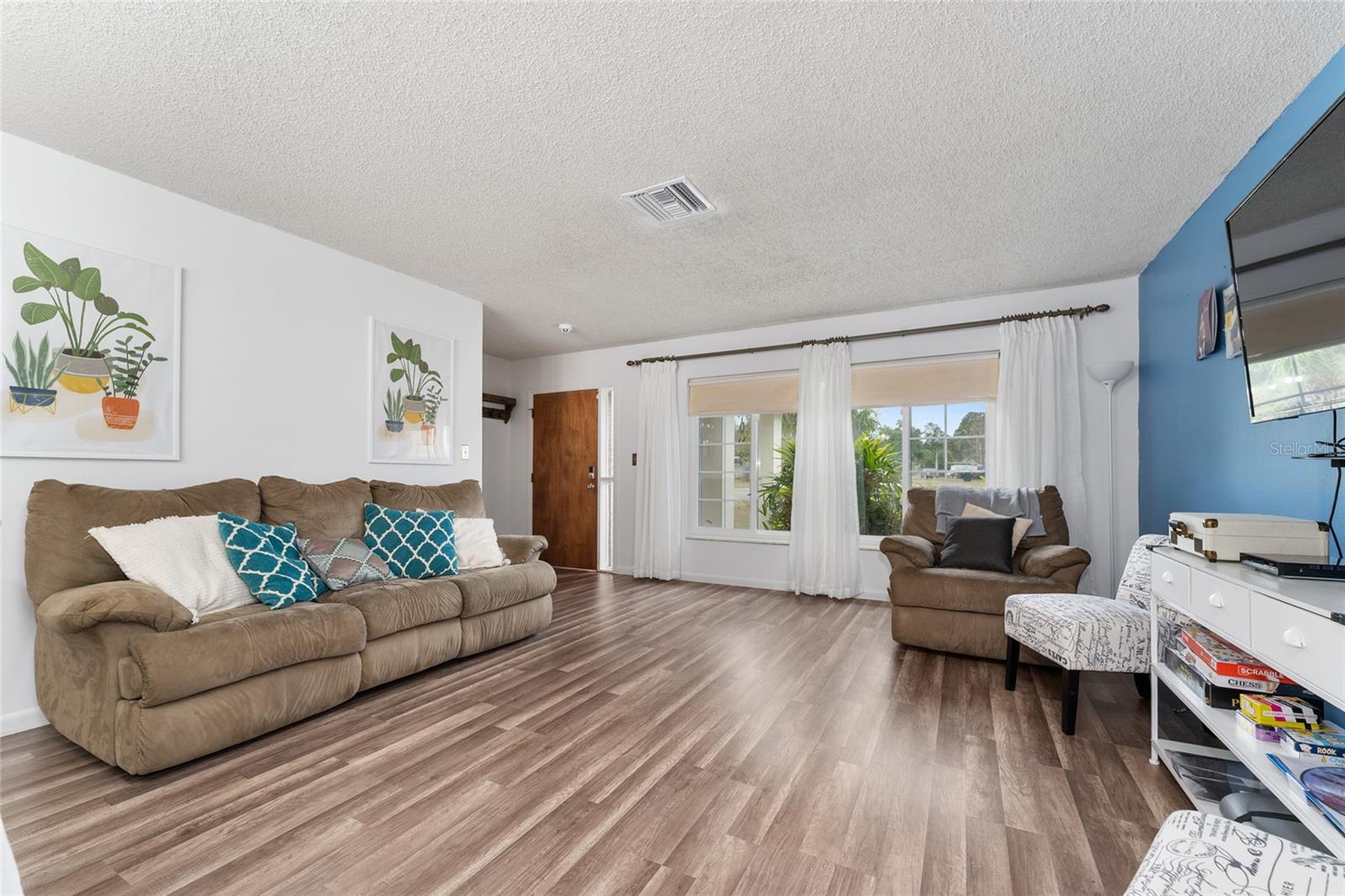 Image 10 of 76 For 8345 200th Court