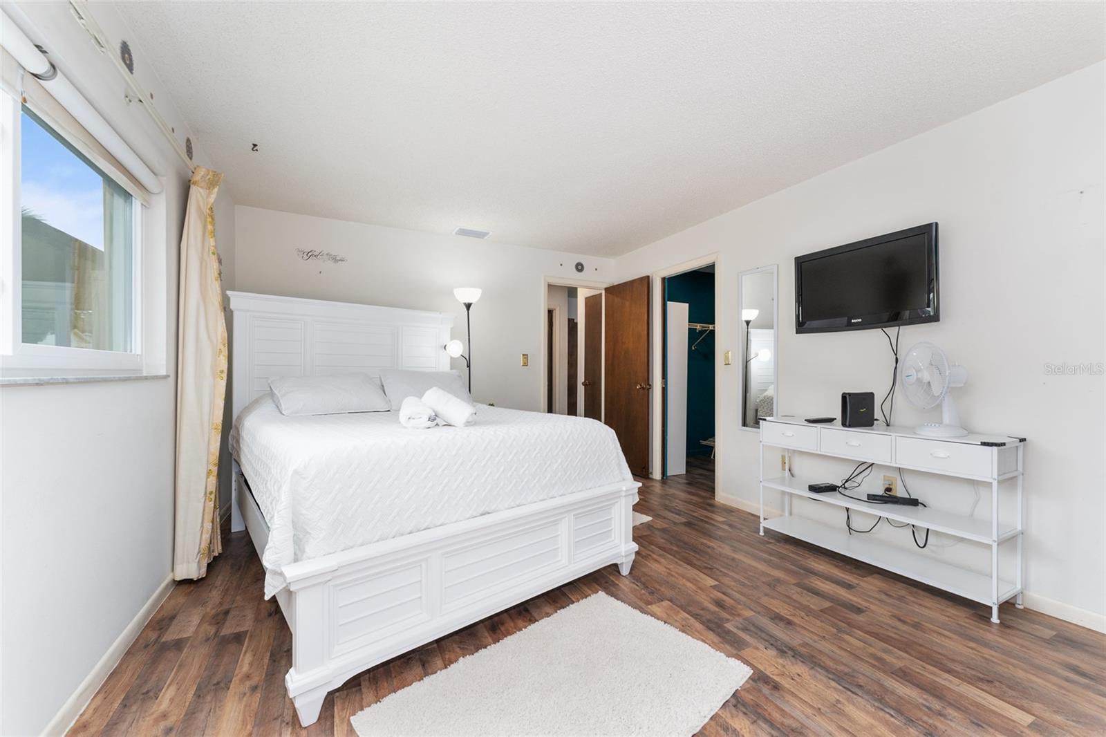 Image 23 of 76 For 8345 200th Court