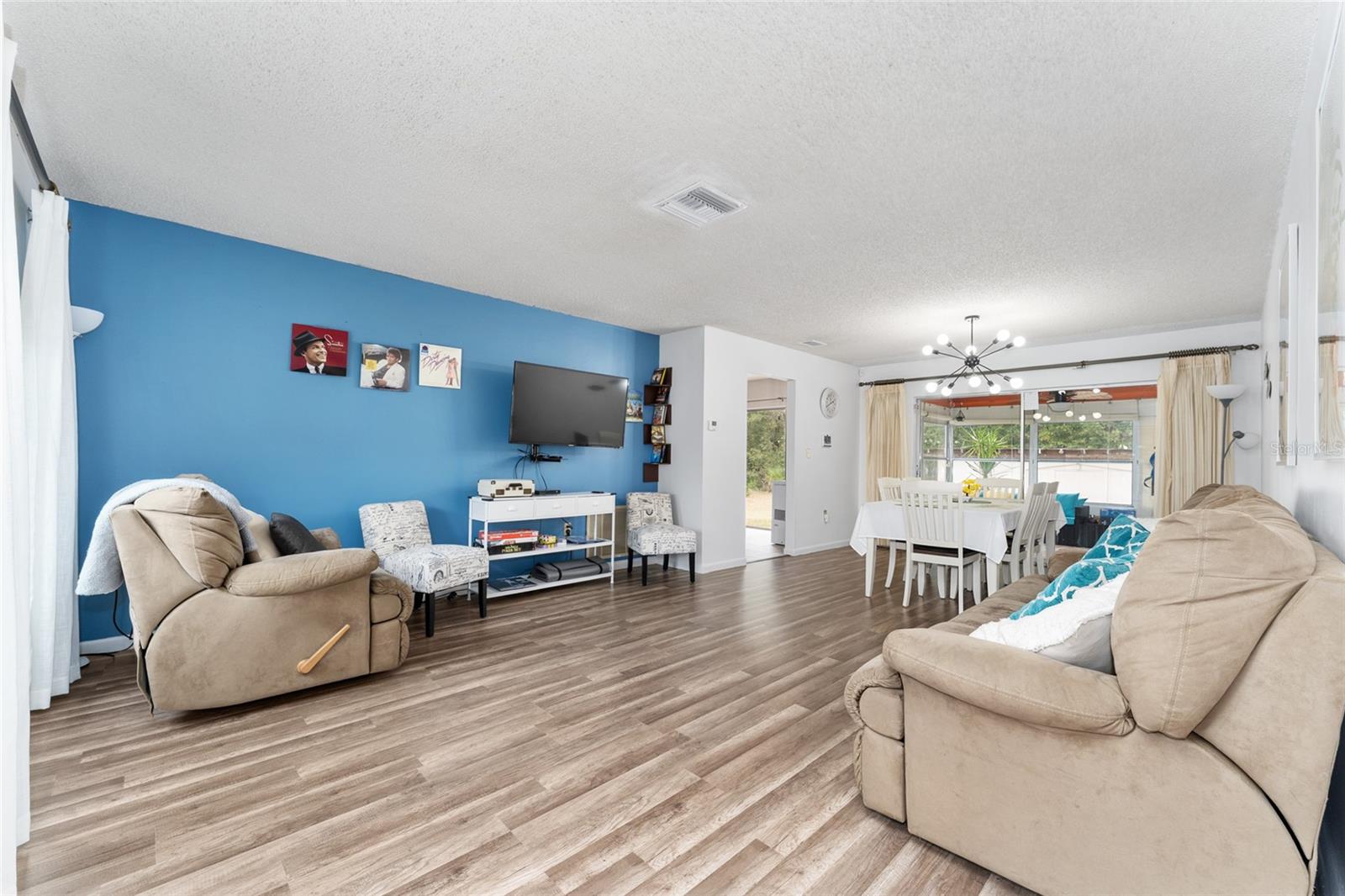 Image 5 of 76 For 8345 200th Court