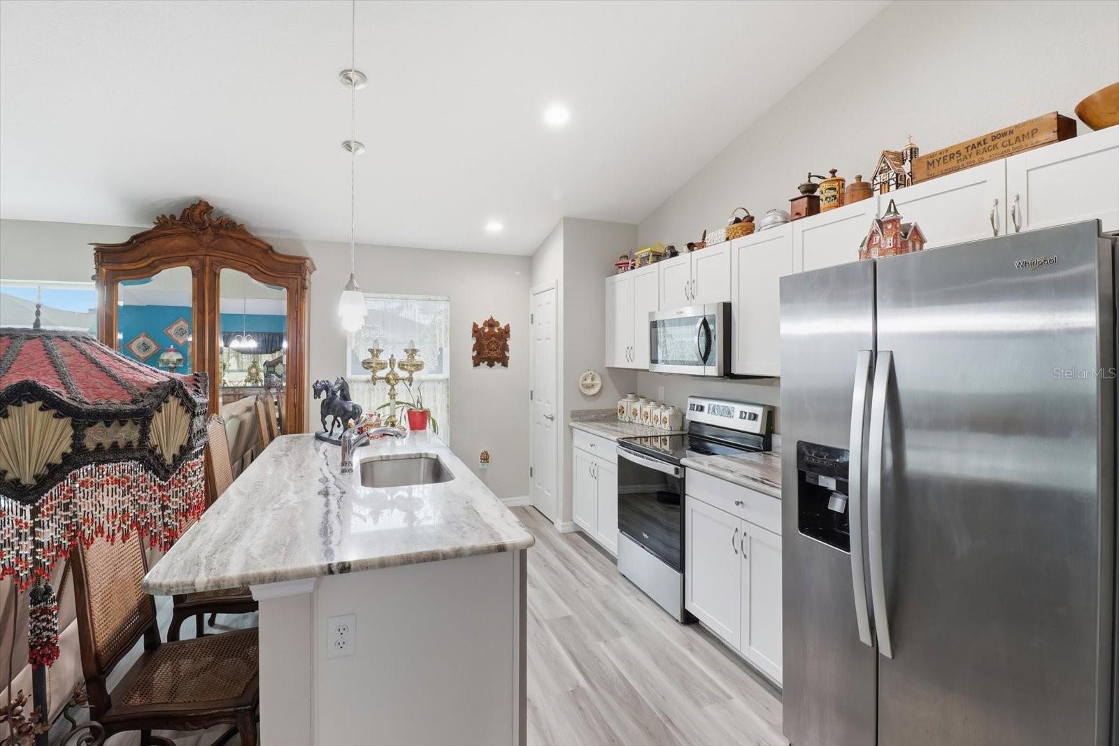 Image 17 of 44 For 17636 114th Street