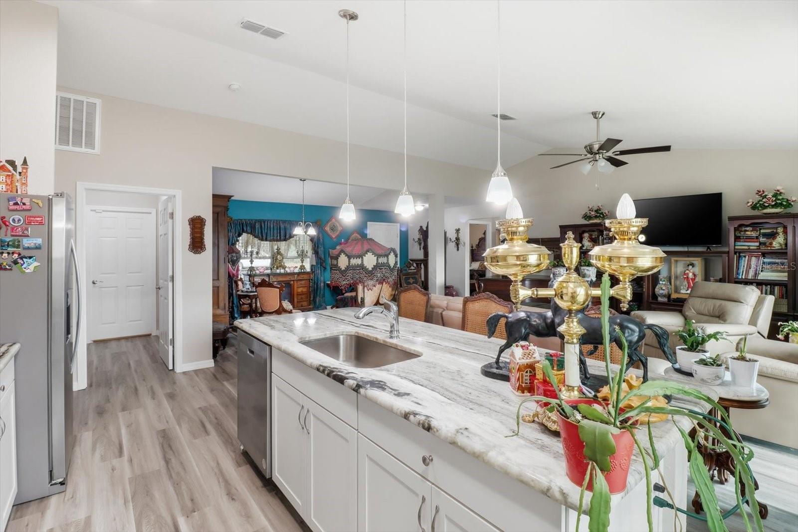 Image 18 of 44 For 17636 114th Street