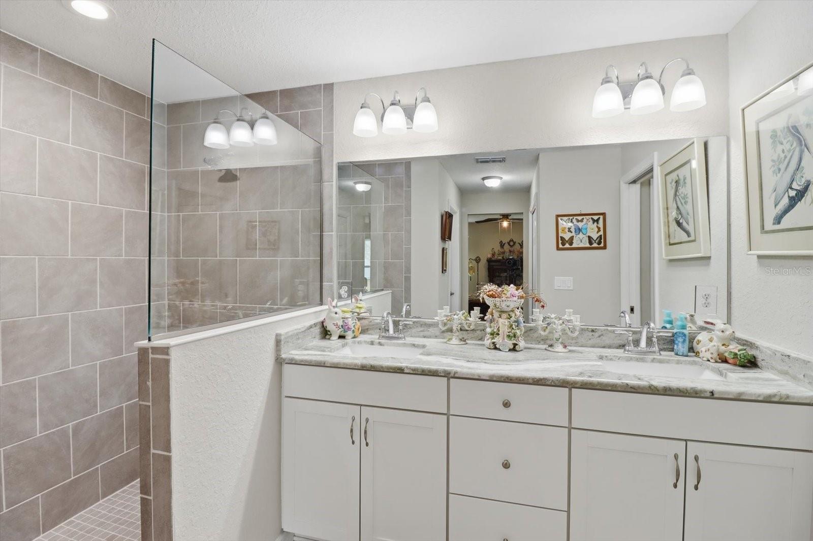 Image 31 of 44 For 17636 114th Street