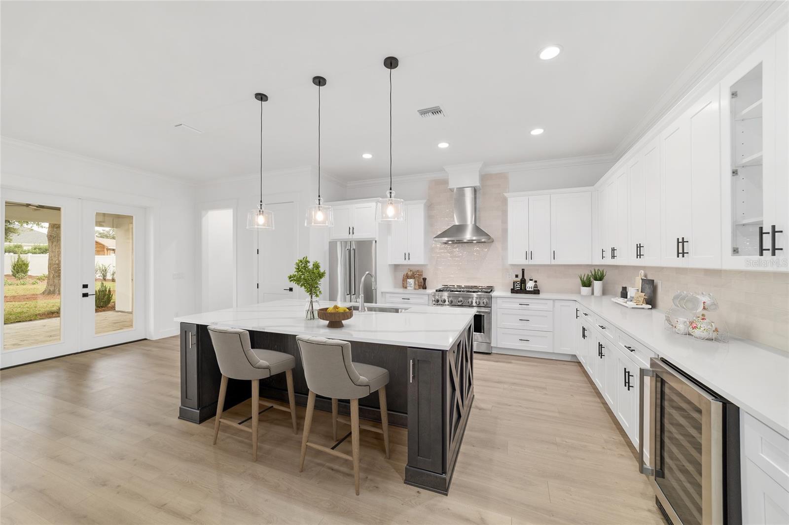 Listing photo id 13 for 5775 43rd Place