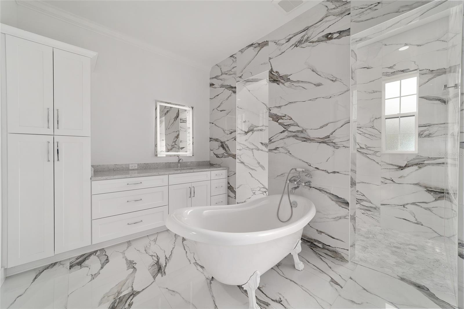 Listing photo id 27 for 5775 43rd Place