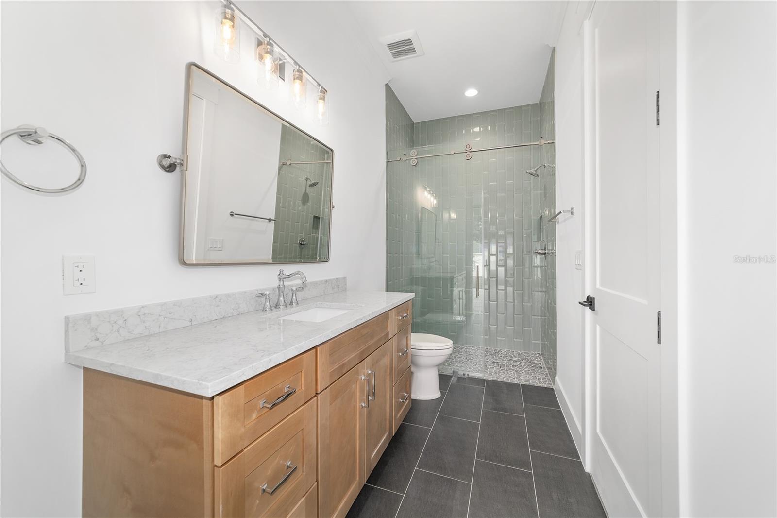 Listing photo id 31 for 5775 43rd Place