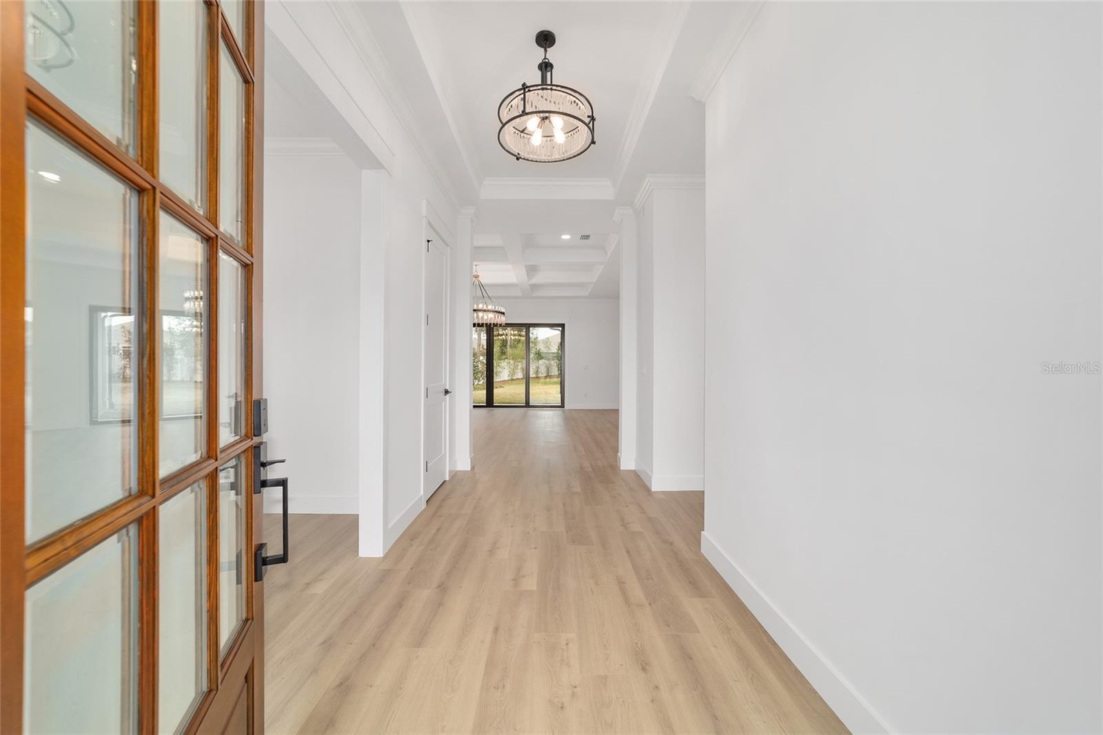 Listing photo id 2 for 5775 43rd Place