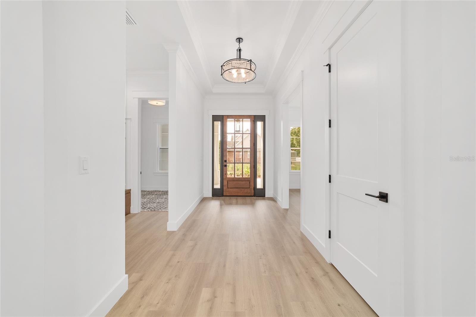 Listing photo id 3 for 5775 43rd Place