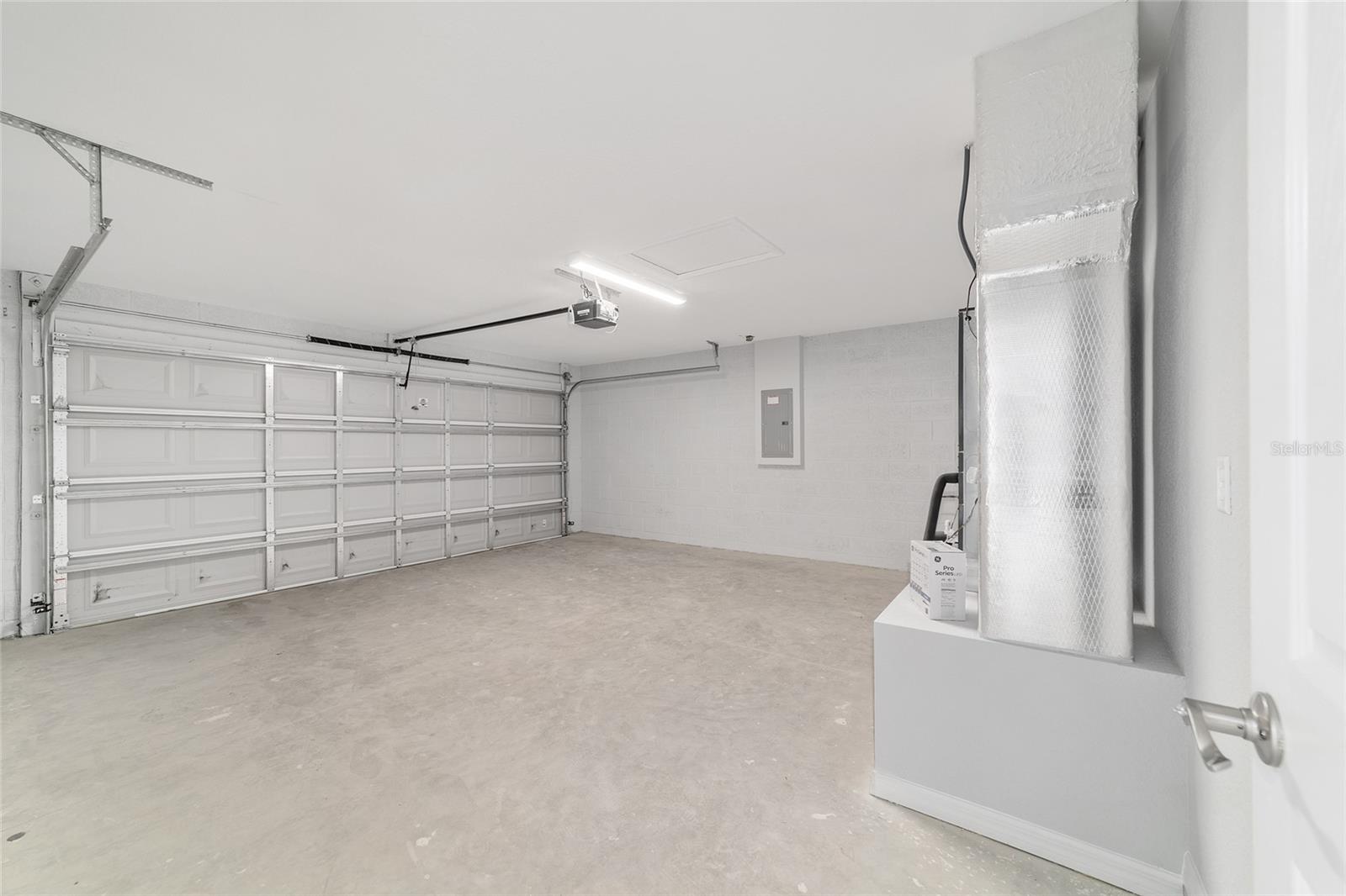 Image 43 of 44 For 20926 Robin Drive