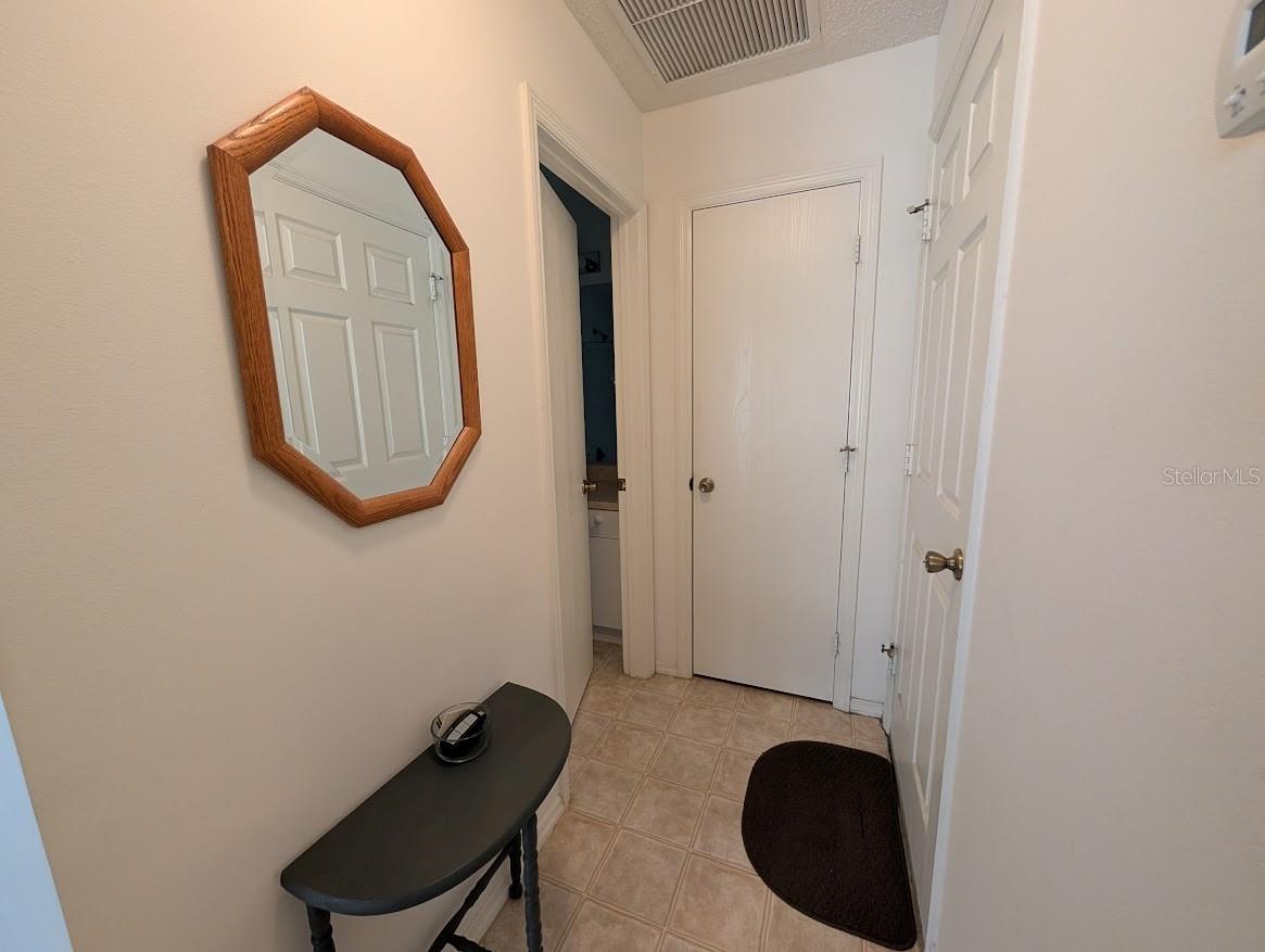 Image 10 of 18 For 2598 Hialeah Avenue