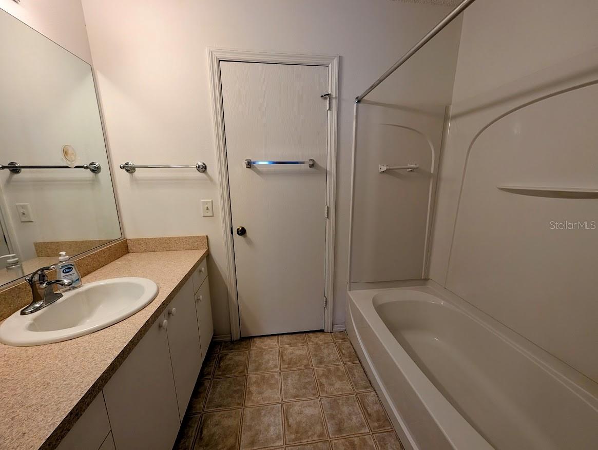 Image 14 of 18 For 2598 Hialeah Avenue