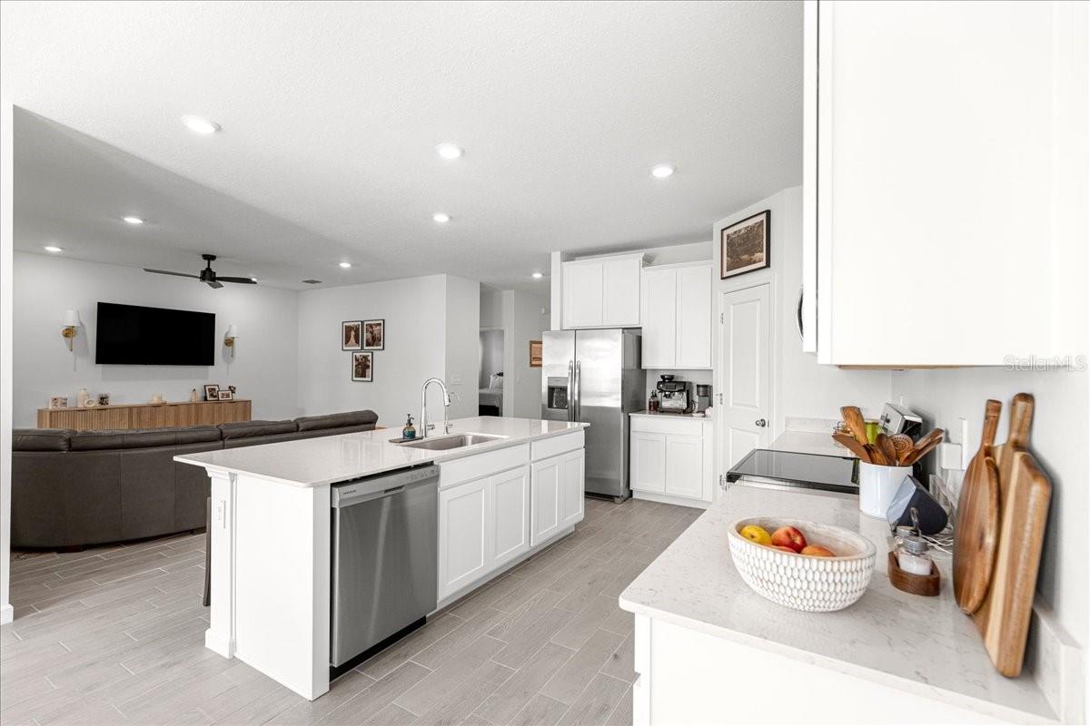 Image 14 of 70 For 3278 38th Lane