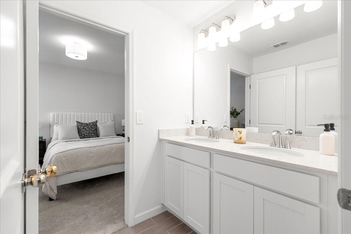 Image 25 of 70 For 3278 38th Lane