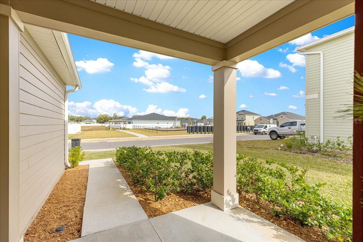 Image 4 of 70 For 3278 38th Lane