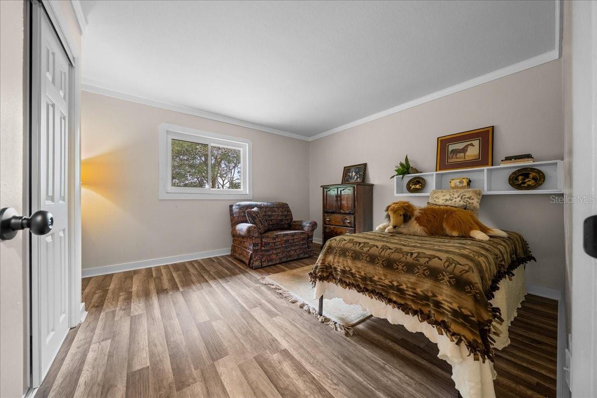 Image 21 of 51 For 7380 86th Lane