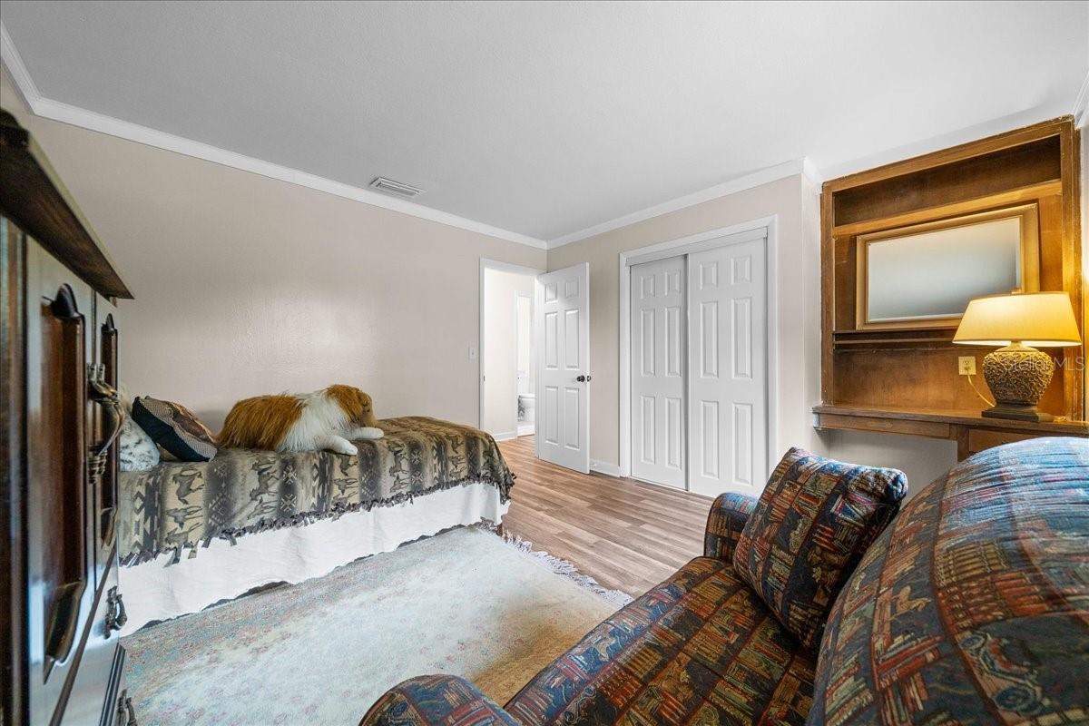 Image 22 of 51 For 7380 86th Lane