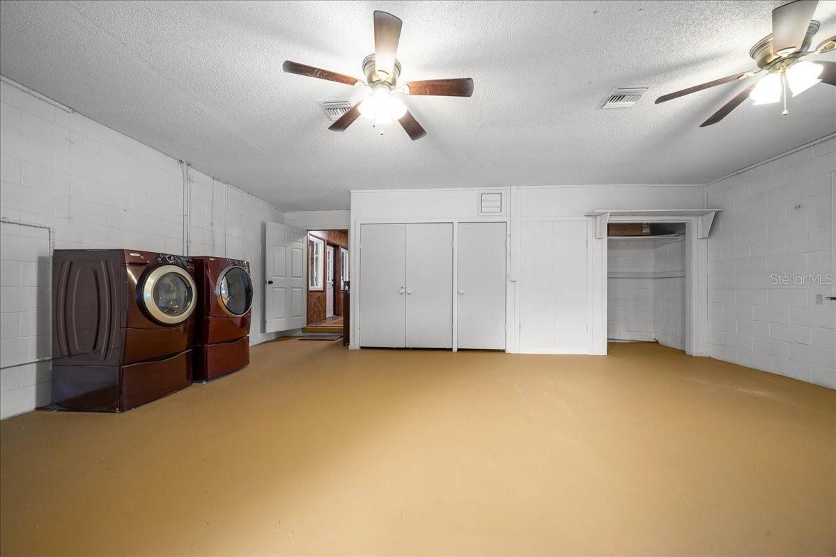 Image 26 of 51 For 7380 86th Lane