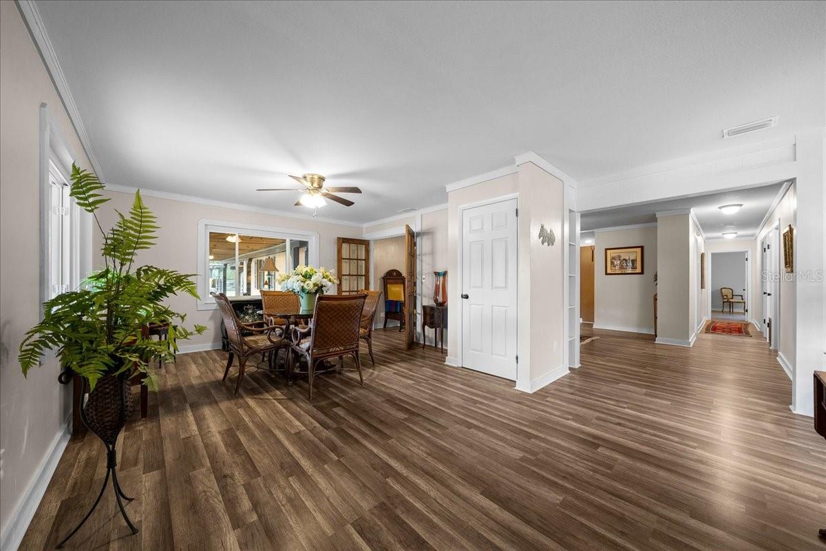 Image 7 of 51 For 7380 86th Lane