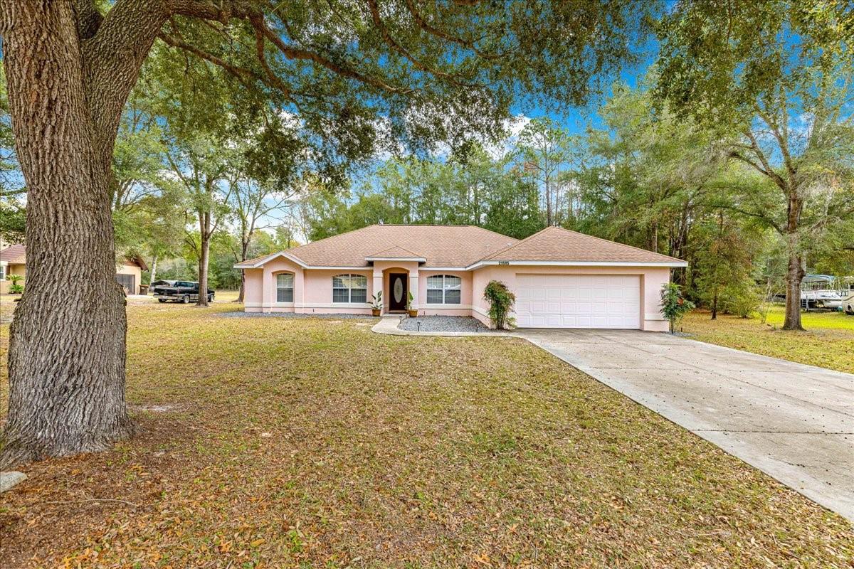 Image 45 of 62 For 21595 84th Loop