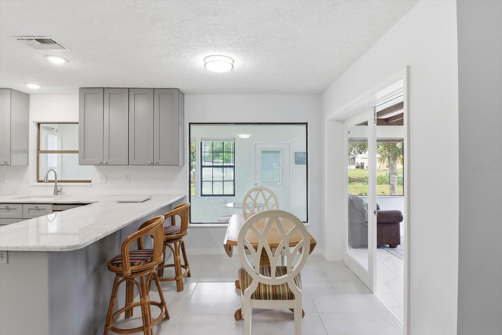 Image 21 of 79 For 11721 Riverhaven Drive