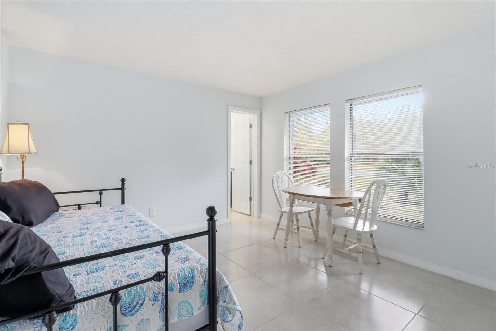 Image 33 of 79 For 11721 Riverhaven Drive