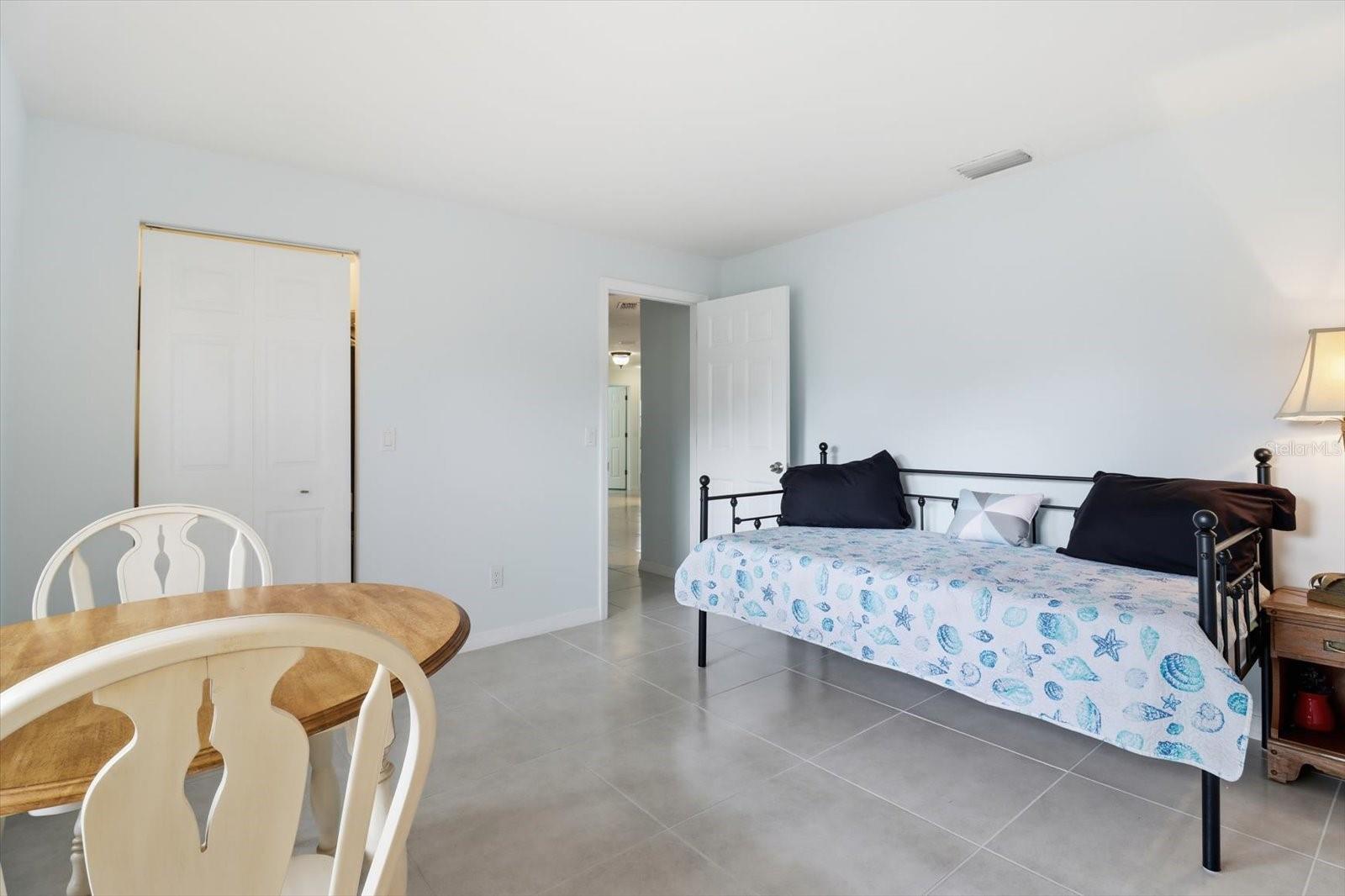 Image 34 of 79 For 11721 Riverhaven Drive