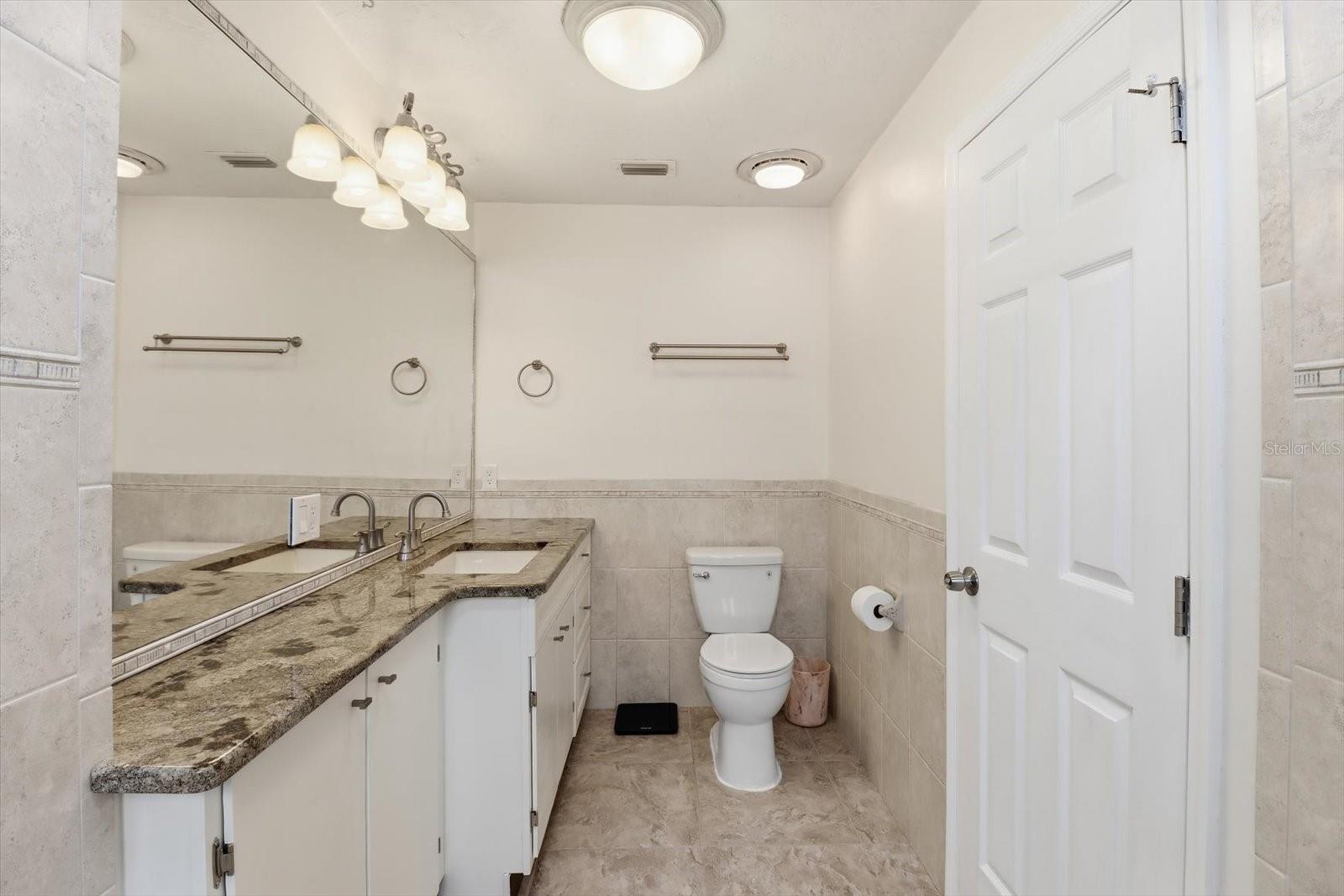 Image 42 of 79 For 11721 Riverhaven Drive