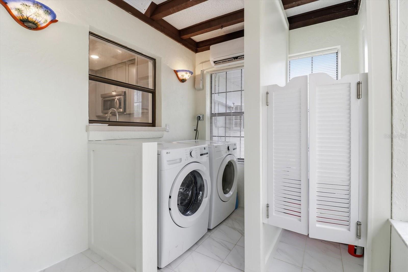 Image 45 of 79 For 11721 Riverhaven Drive