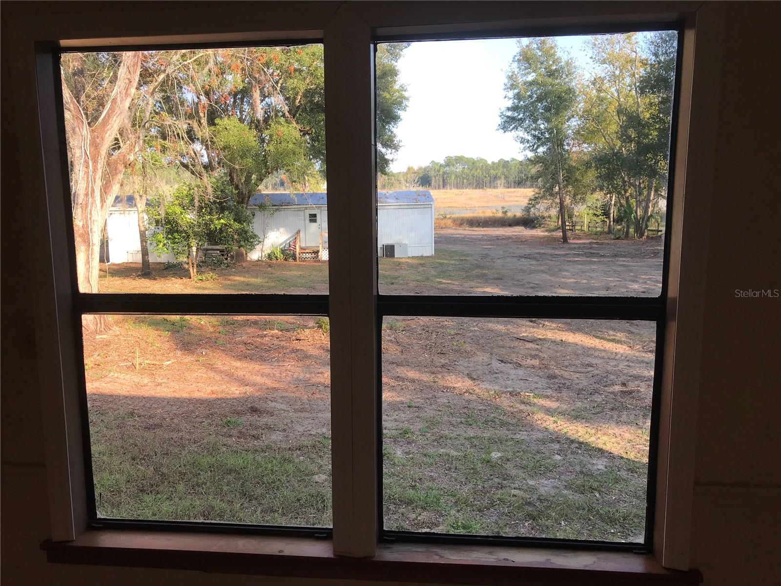 Image 10 of 32 For 11821 123rd Avenue