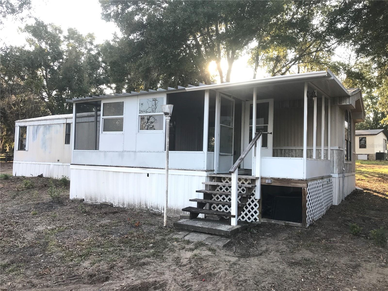 Image 4 of 32 For 11821 123rd Avenue