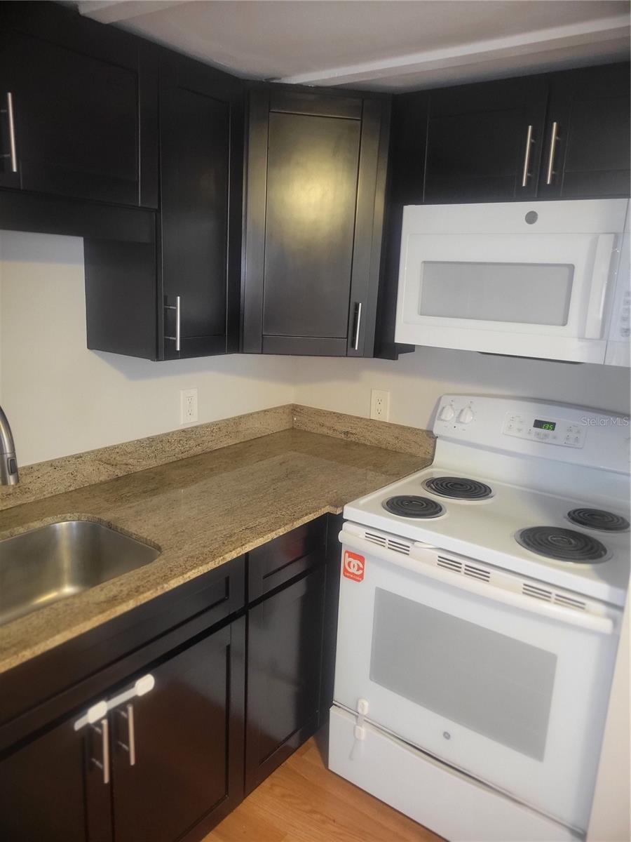 Image 5 of 12 For 4968 145th Street