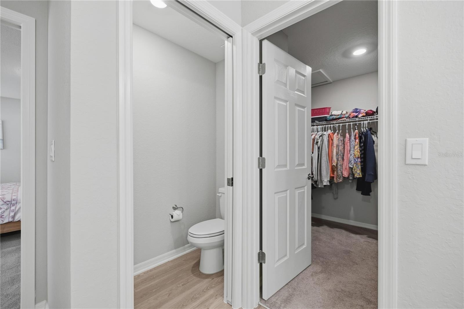 Image 17 of 33 For 4611 89th Street