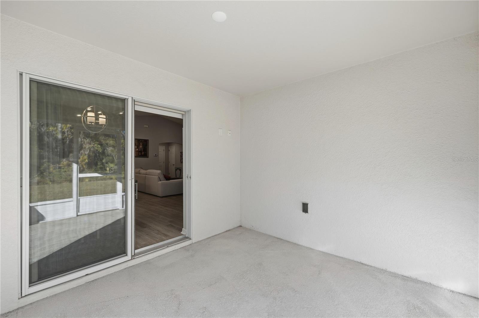 Image 26 of 33 For 4611 89th Street