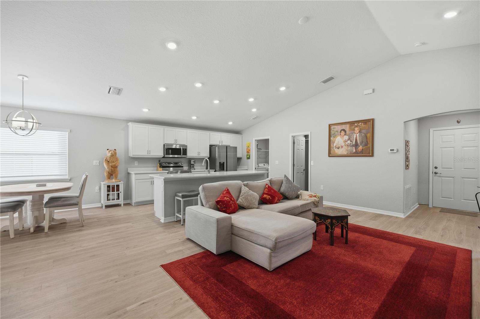 Image 6 of 33 For 4611 89th Street