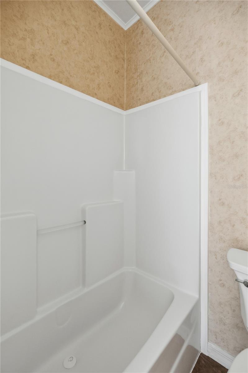 Image 19 of 32 For 6524 110th Lane