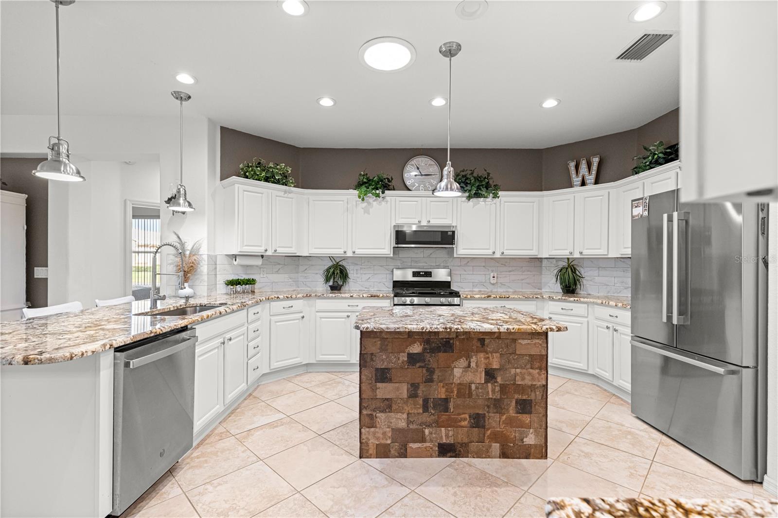 Image 5 of 73 For 13973 96th Circle