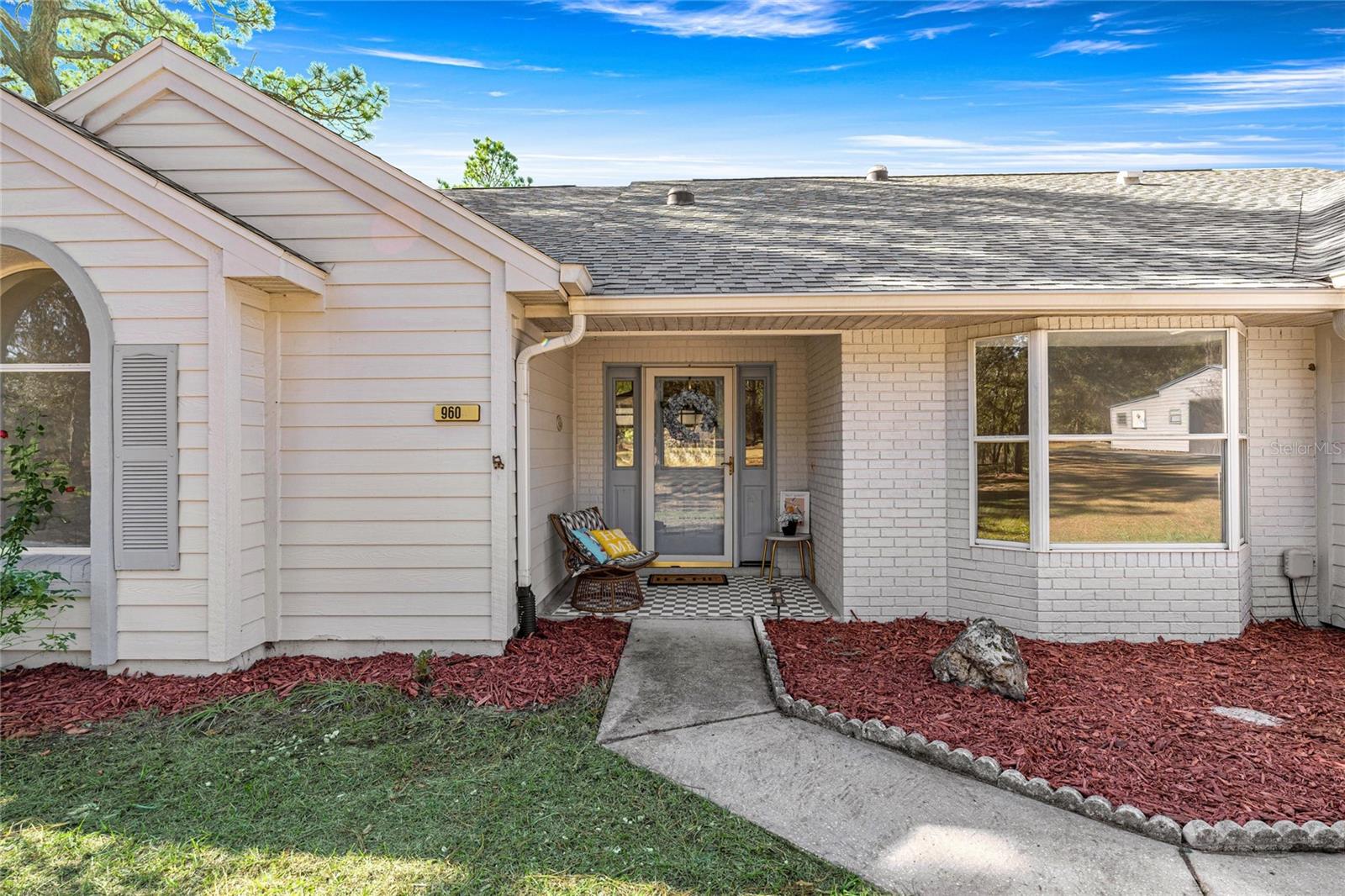 Listing photo id 0 for 9600 Holyoak Terrace