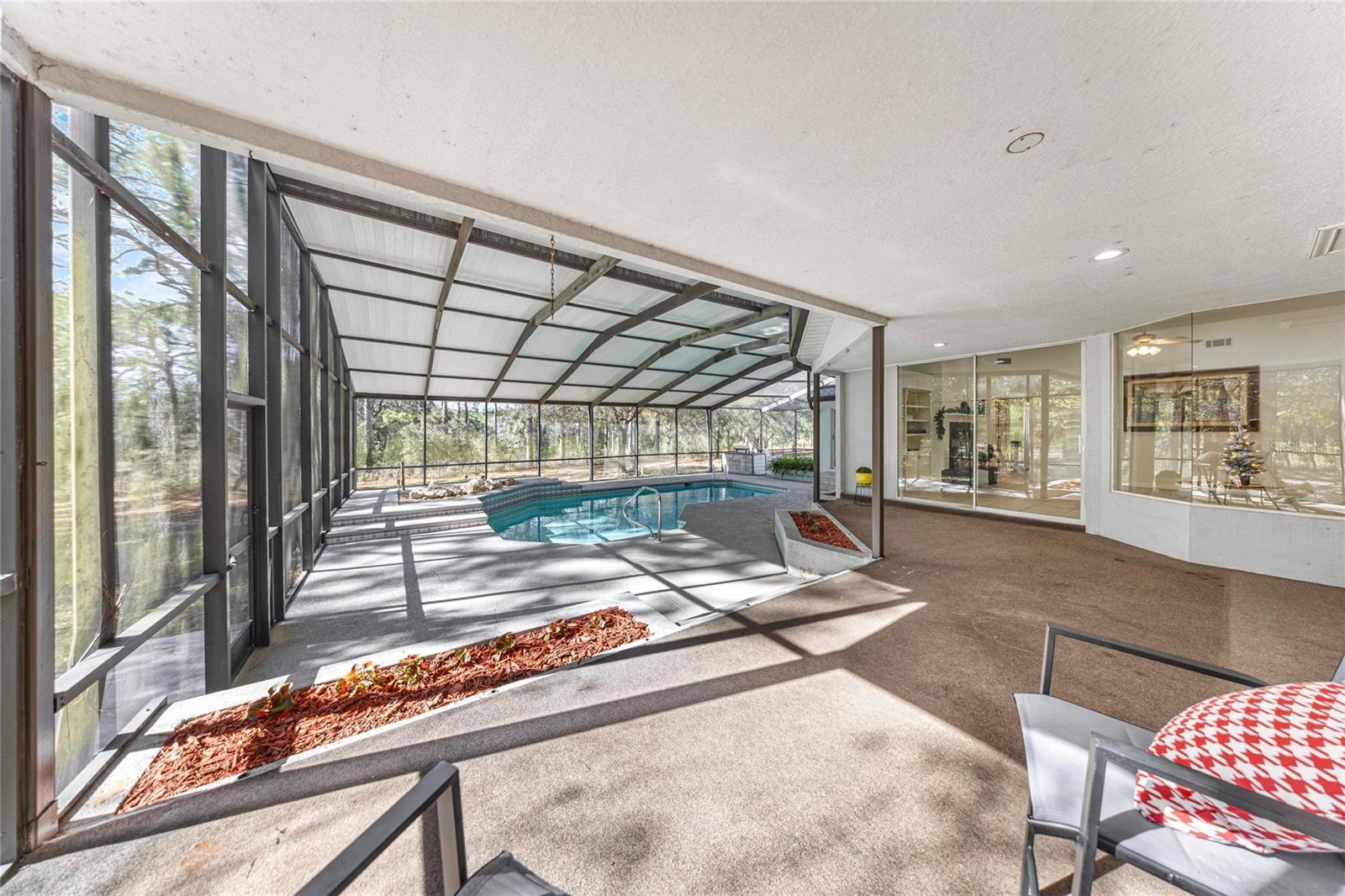 Listing photo id 31 for 9600 Holyoak Terrace