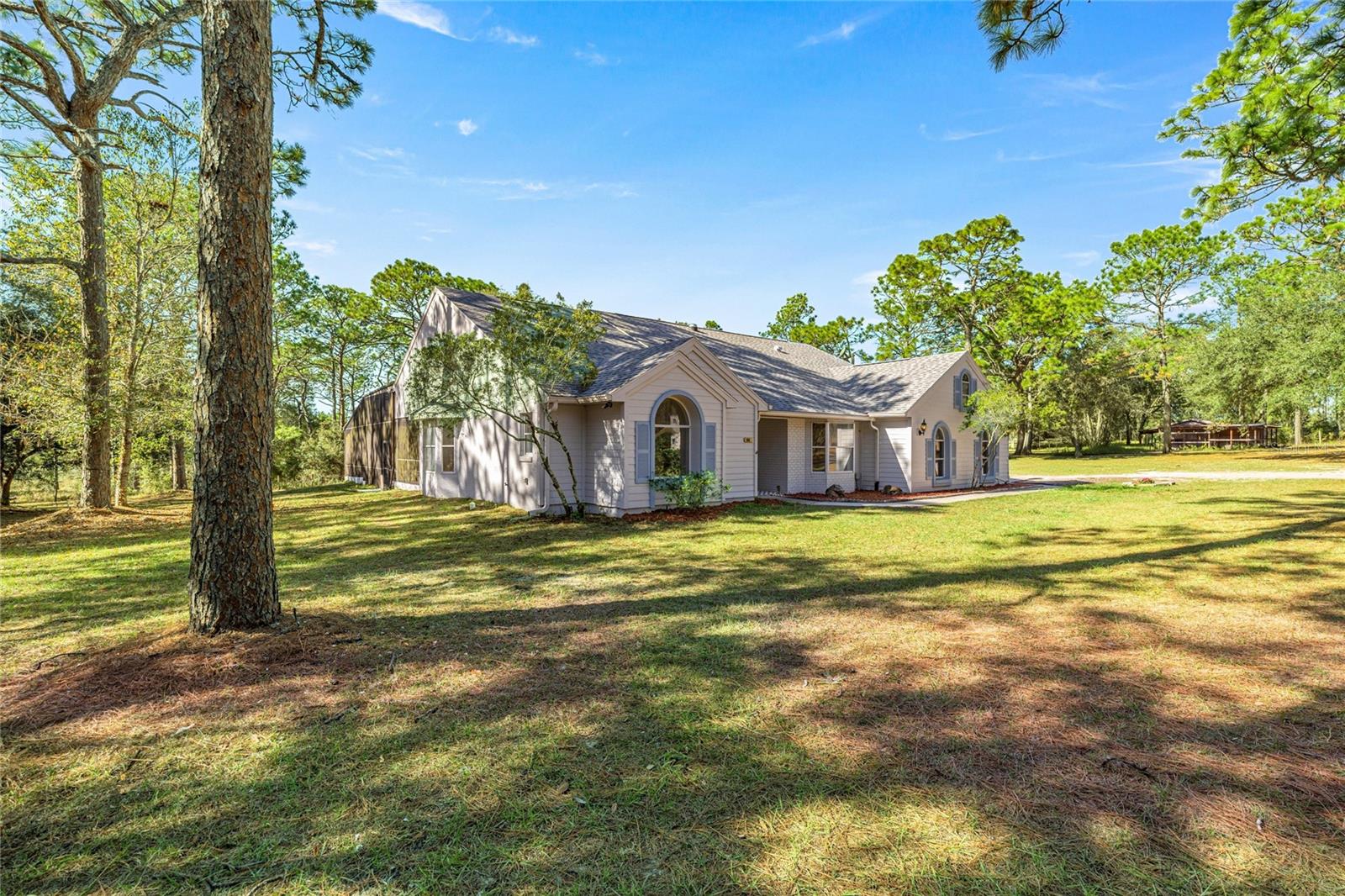 Listing photo id 38 for 9600 Holyoak Terrace